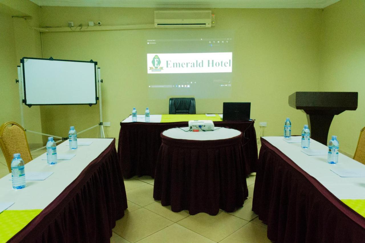 Emerald Hotel Καμπάλα Εξωτερικό φωτογραφία
